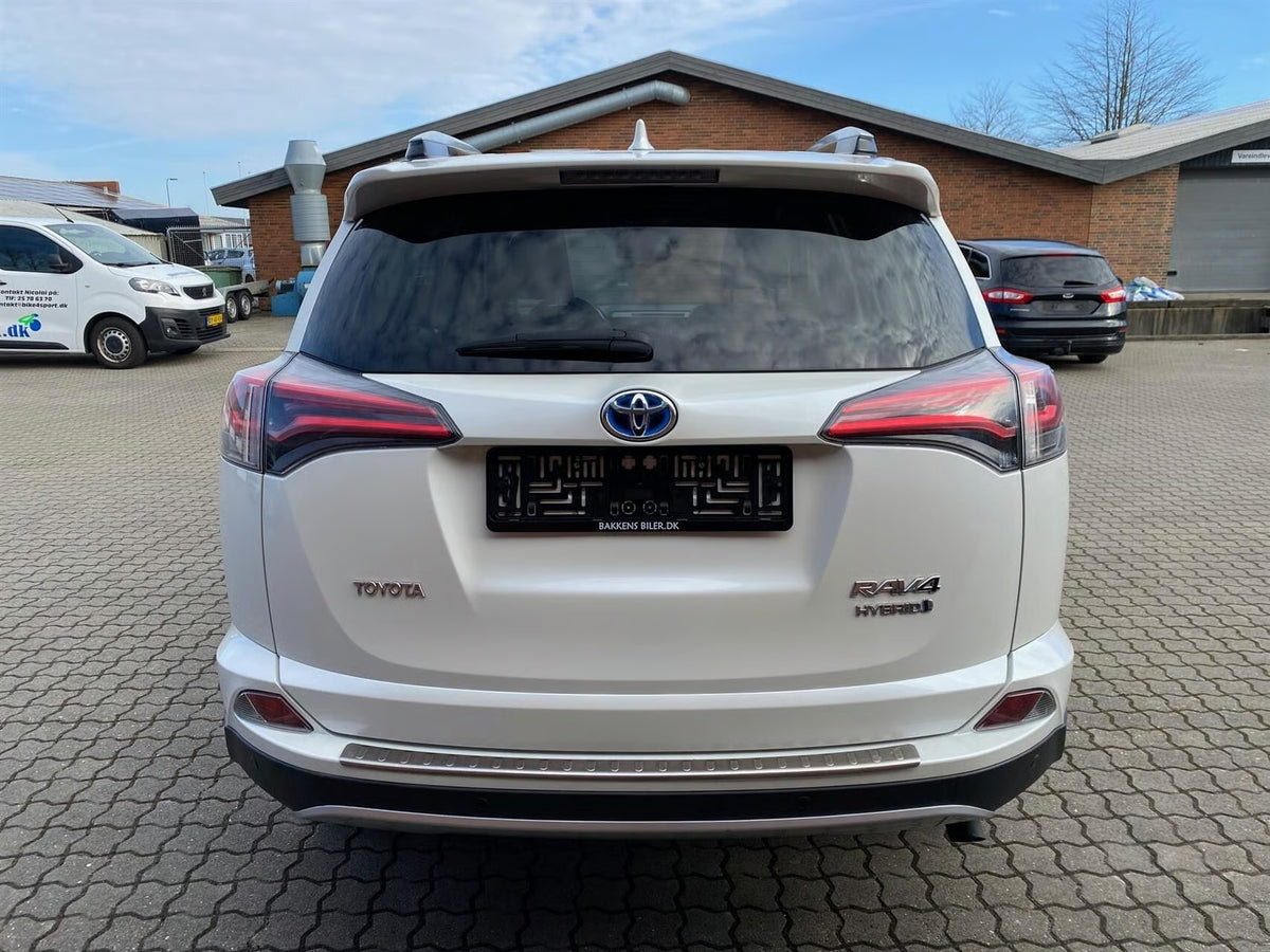 Toyota RAV4 2,5 Hybrid H3+ Safety Sense 197HK Van