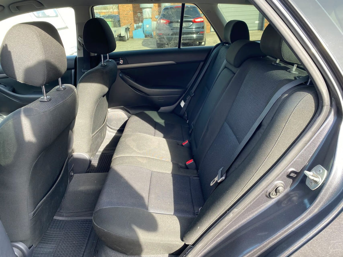 Toyota Avensis 1,8 Linea Terra 129HK 2007/2008