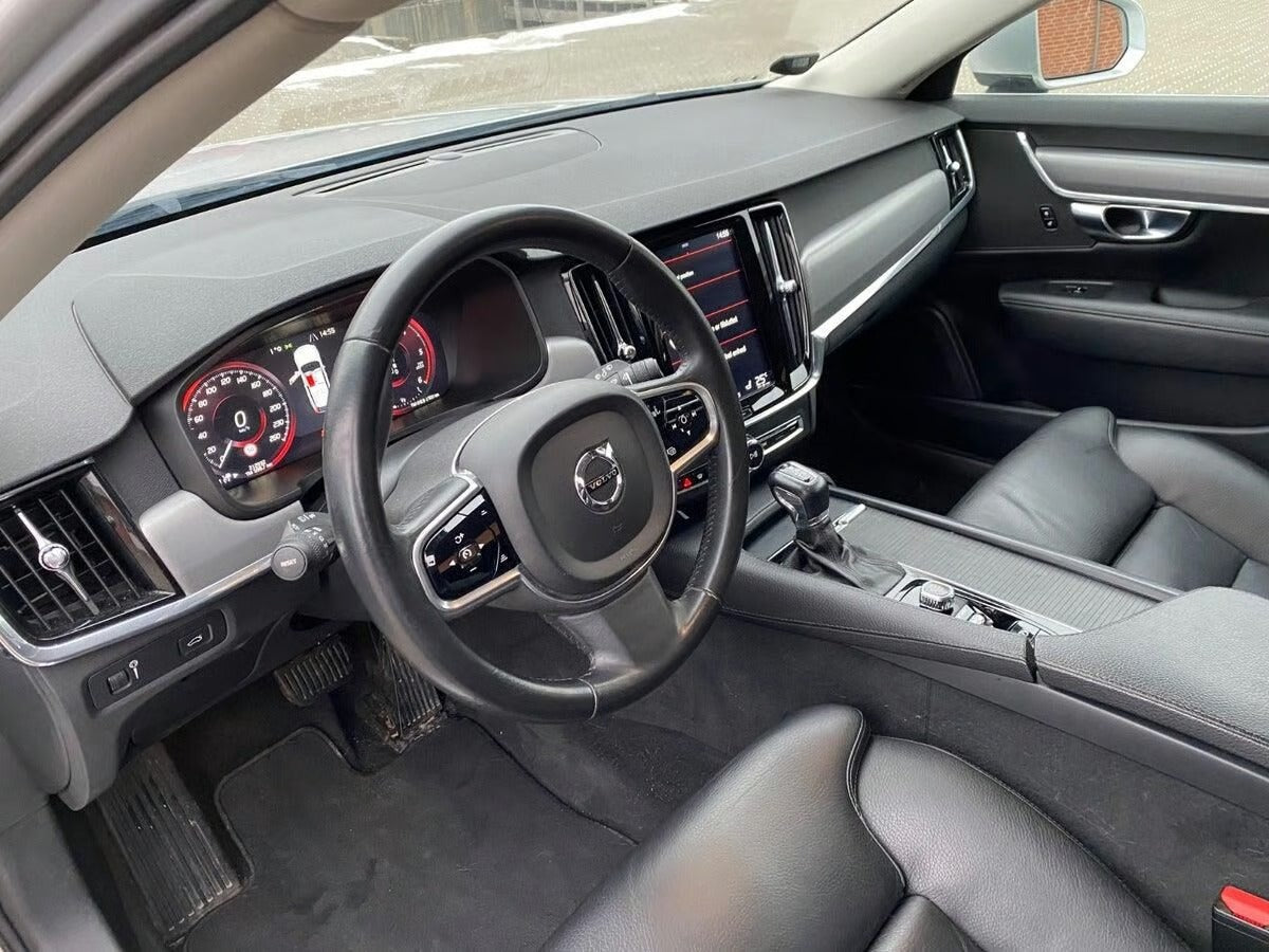 Volvo V90 2,0 D4 Momentum 190HK Stc 8g Aut.