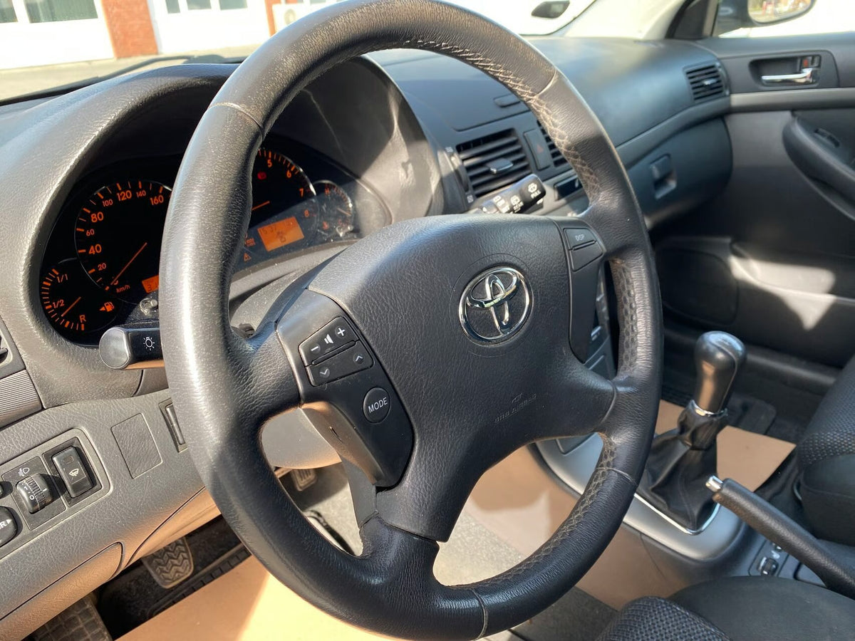 Toyota Avensis 1,8 Linea Terra 129HK 2007/2008
