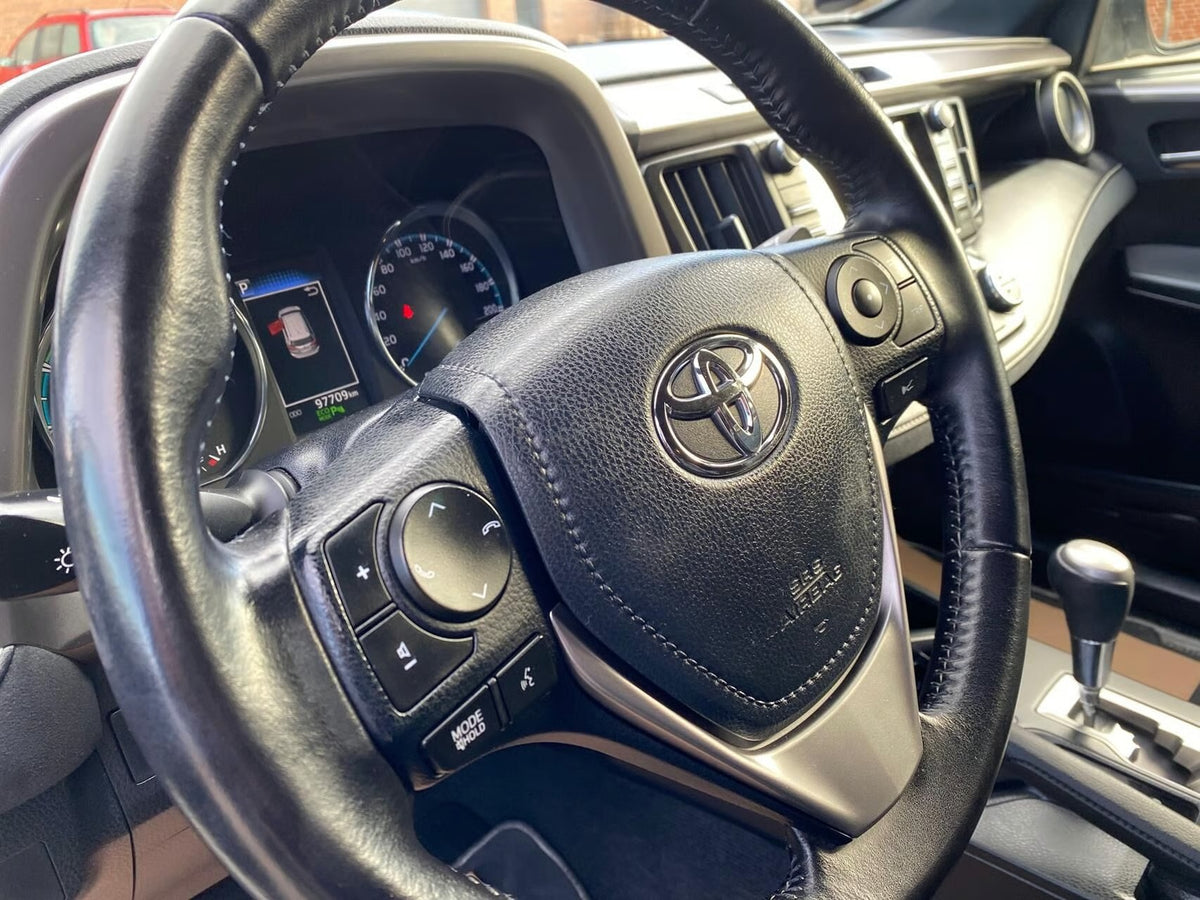Toyota RAV4 2,5 Hybrid H3+ Safety Sense 197HK Van