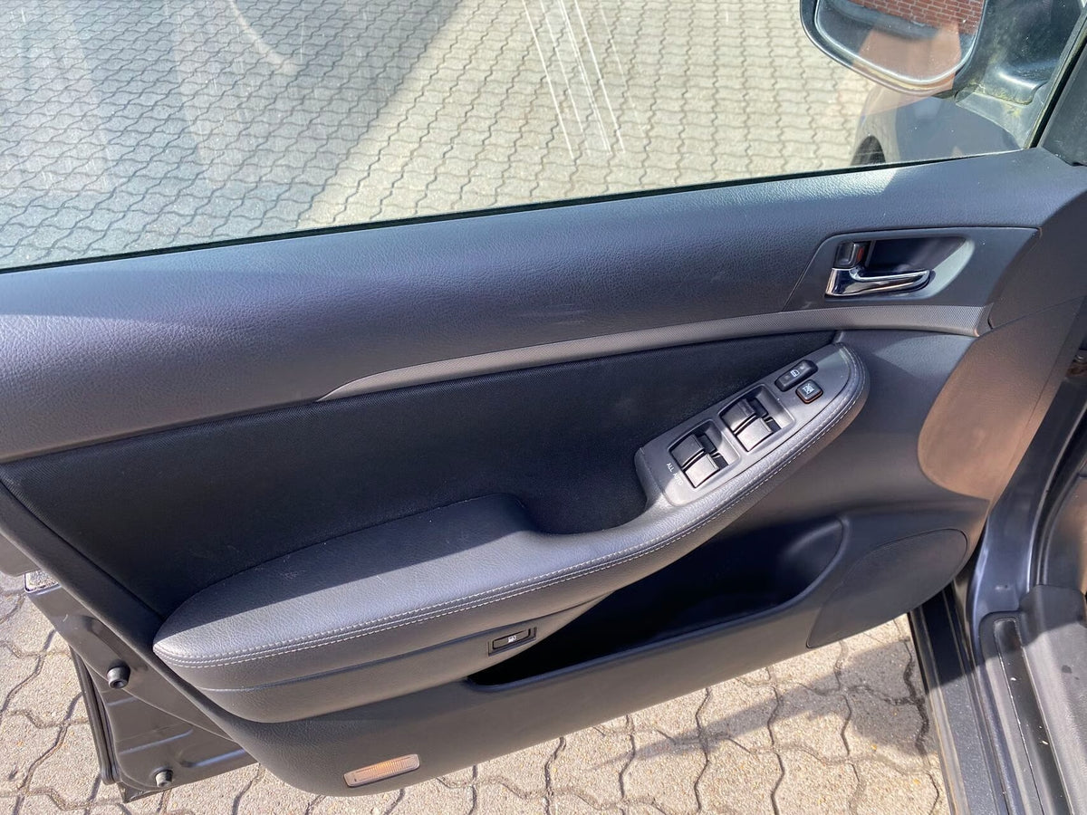 Toyota Avensis 1,8 Linea Terra 129HK 2007/2008