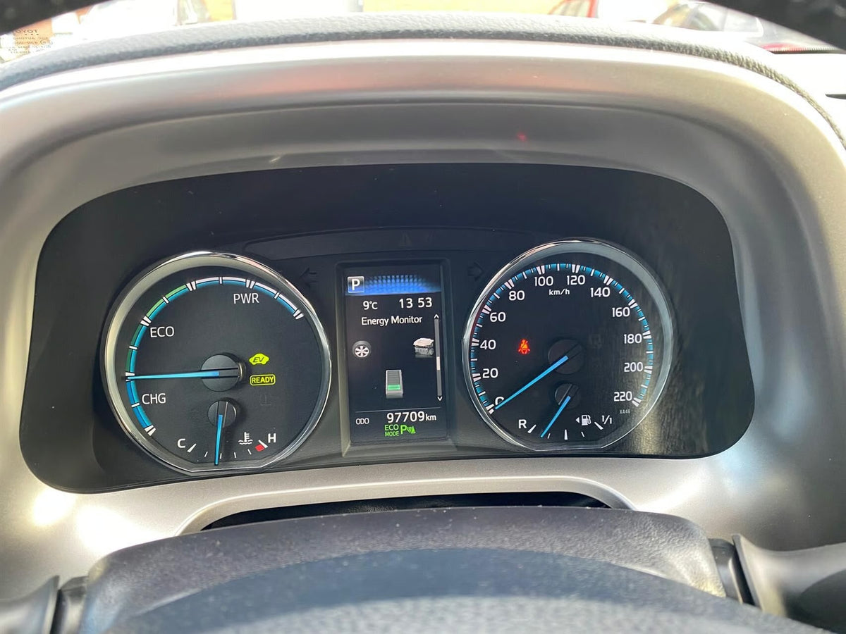 Toyota RAV4 2,5 Hybrid H3+ Safety Sense 197HK Van