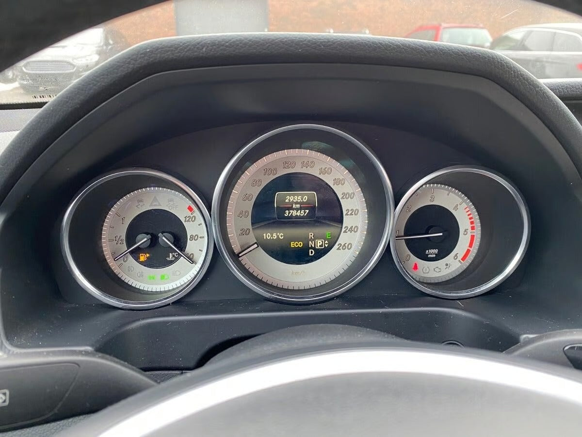 Mercedes-Benz E220d 2,1 CDI 7G-Tronic 170HK