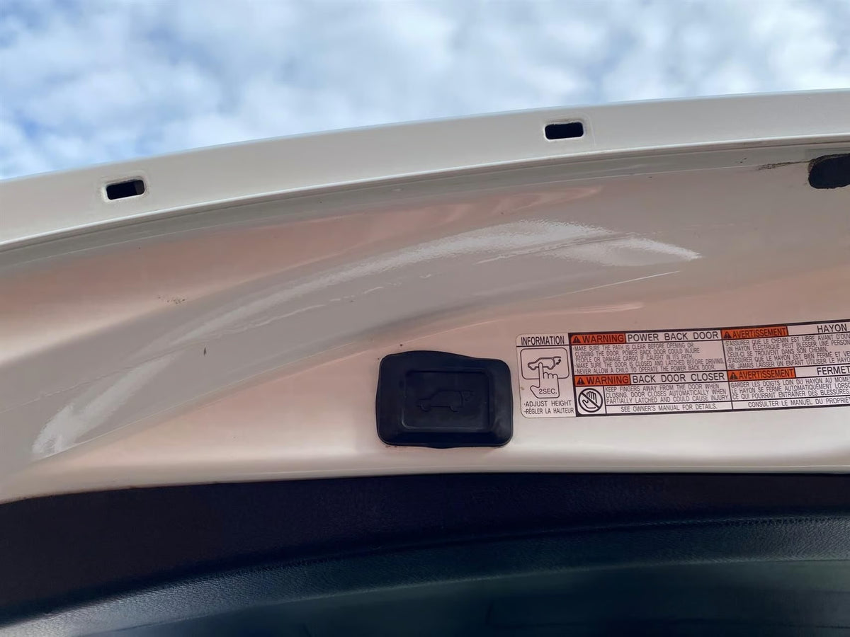 Toyota RAV4 2,5 Hybrid H3+ Safety Sense 197HK Van