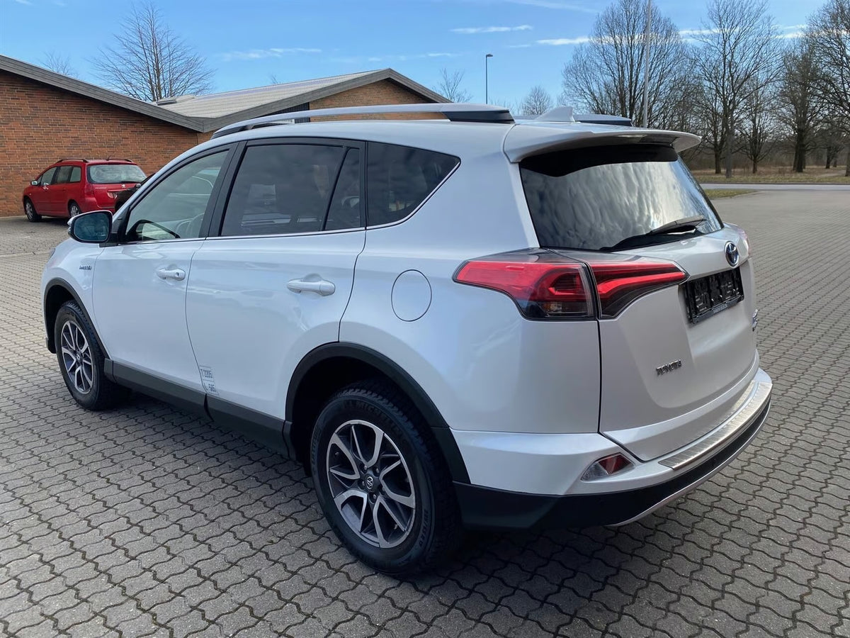 Toyota RAV4 2,5 Hybrid H3+ Safety Sense 197HK Van