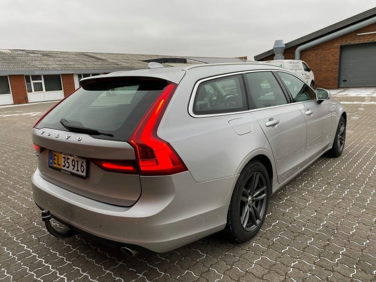 Volvo V90 2,0 D4 Momentum 190HK Stc 8g Aut.